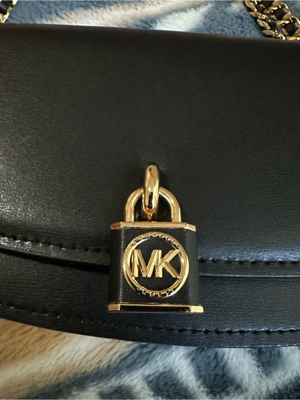 Michael Kors compact michael